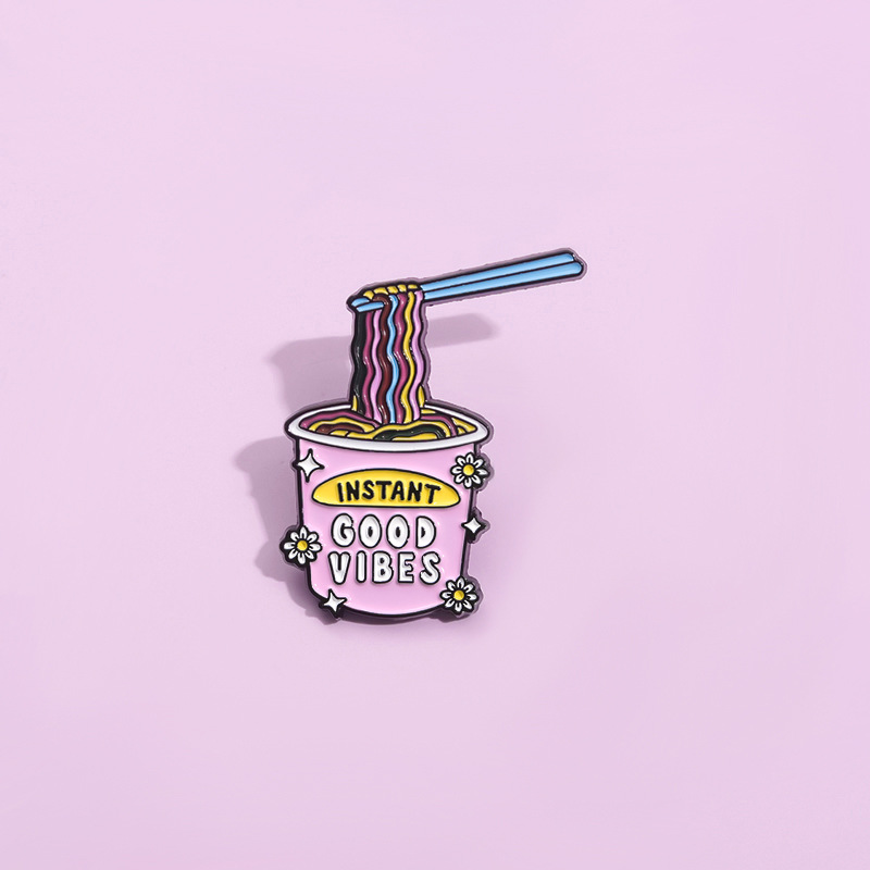 Embroidery Initials - Pin de esmalte con citas de