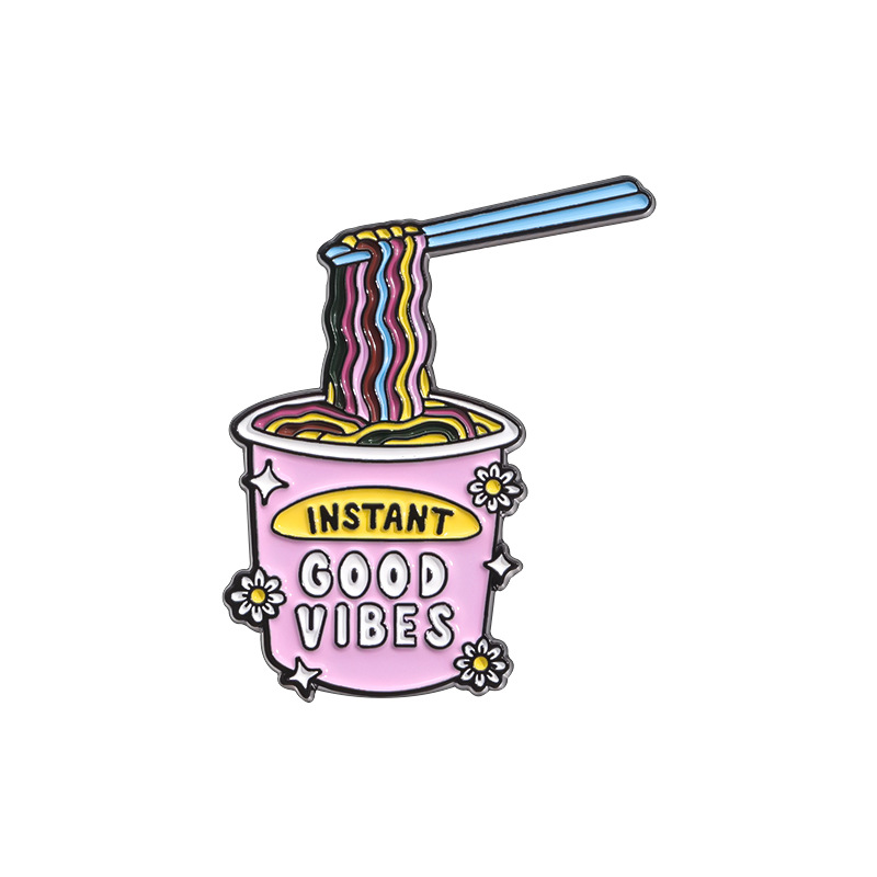 Pin de esmalte con citas de pe - Embroidery Initials reseña y precio