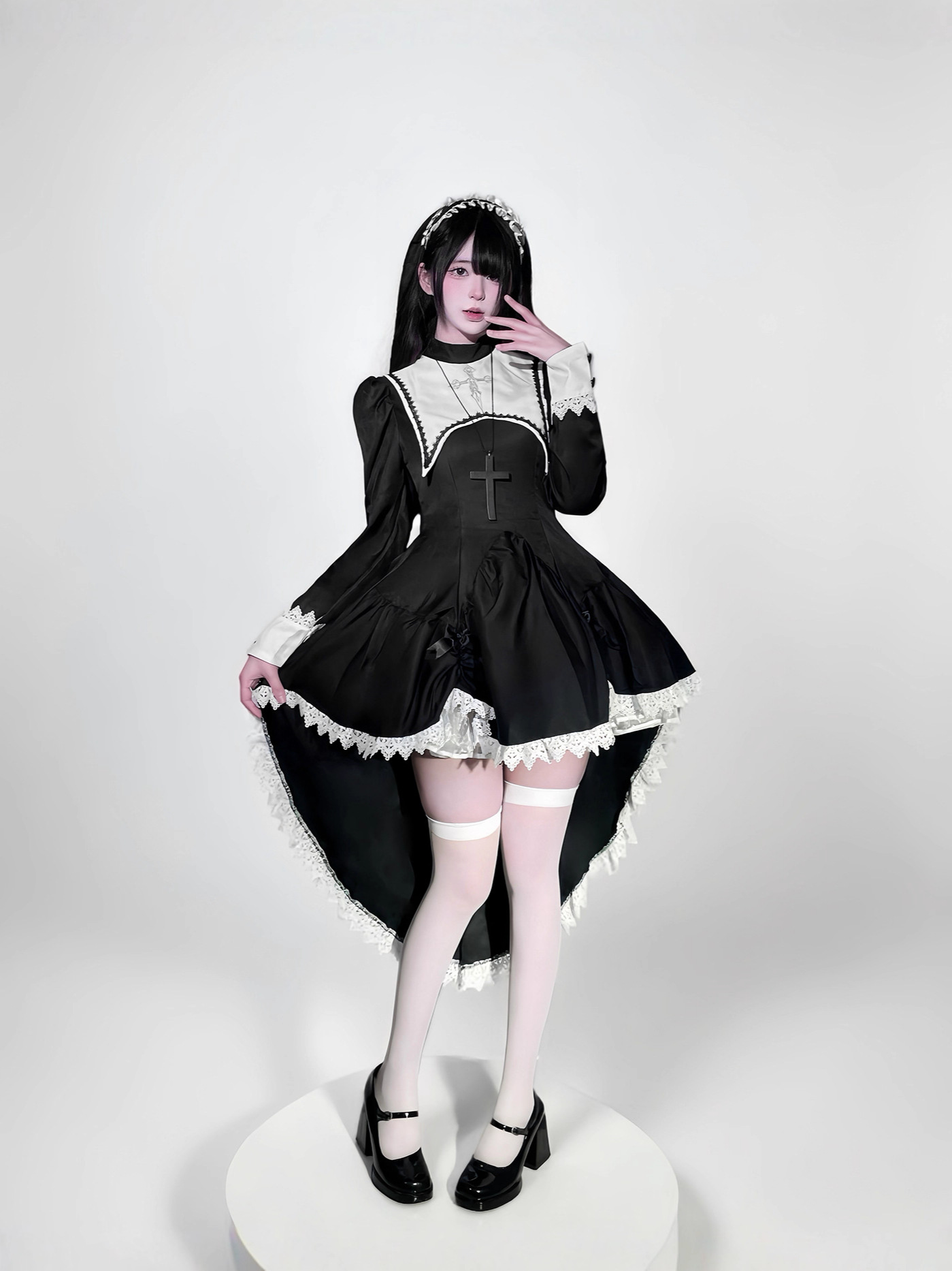 Disfraz de monja de Halloween  - Embroidery Service reseña y precio